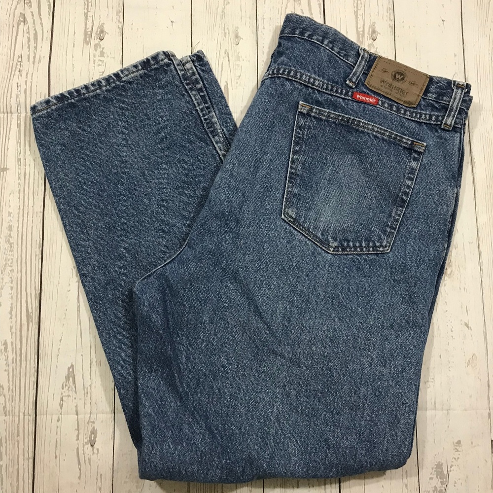 Wrangler Mens Jeans Size 44x30 Dark Wash Cotton